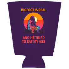 Load image into Gallery viewer, Bigfoot is Real Pint Glass Coolie