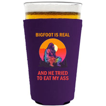 Load image into Gallery viewer, Bigfoot is Real Pint Glass Coolie