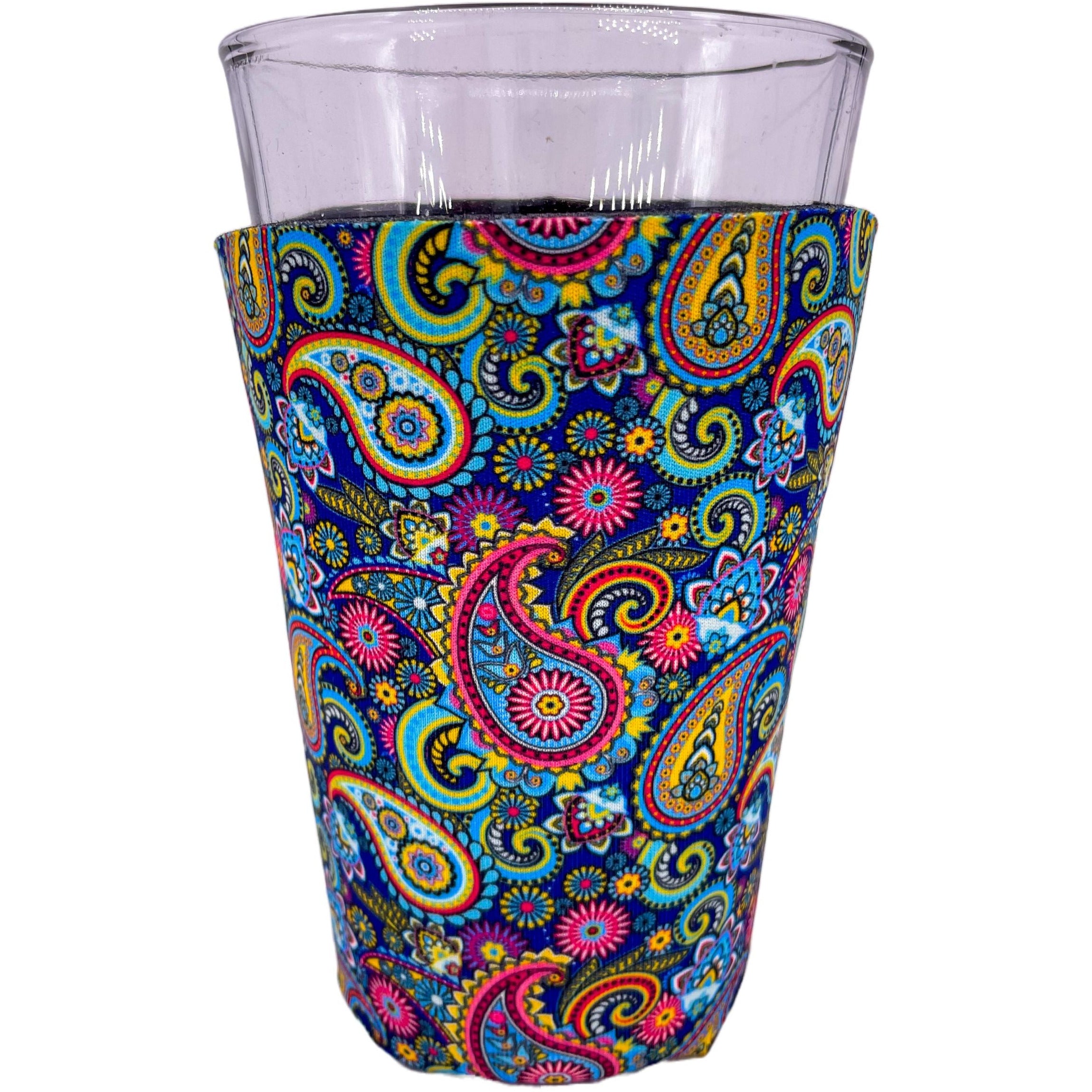 https://cooliejunction.com/cdn/shop/products/paisley-pattern-pint-glass_2298x.jpg?v=1668632676